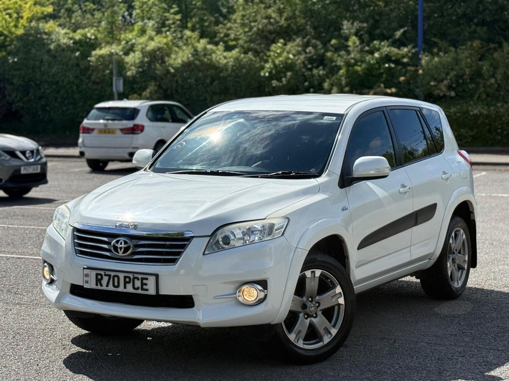 
								2011 Toyota RAV4 2.2L D-CAT SR – £1680 full									
