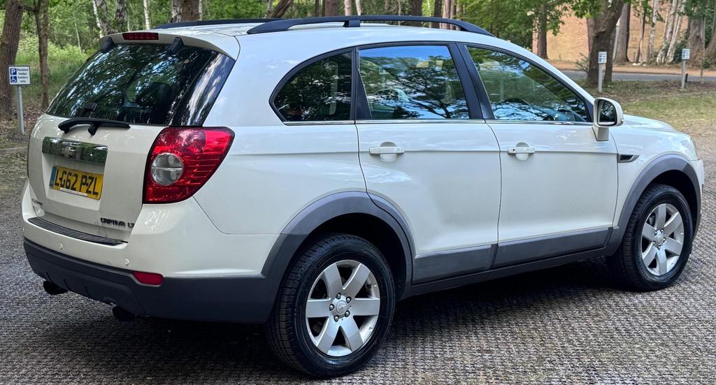 
								2012 Chevrolet Captiva 2.2L VCDi LT – £1350 full									