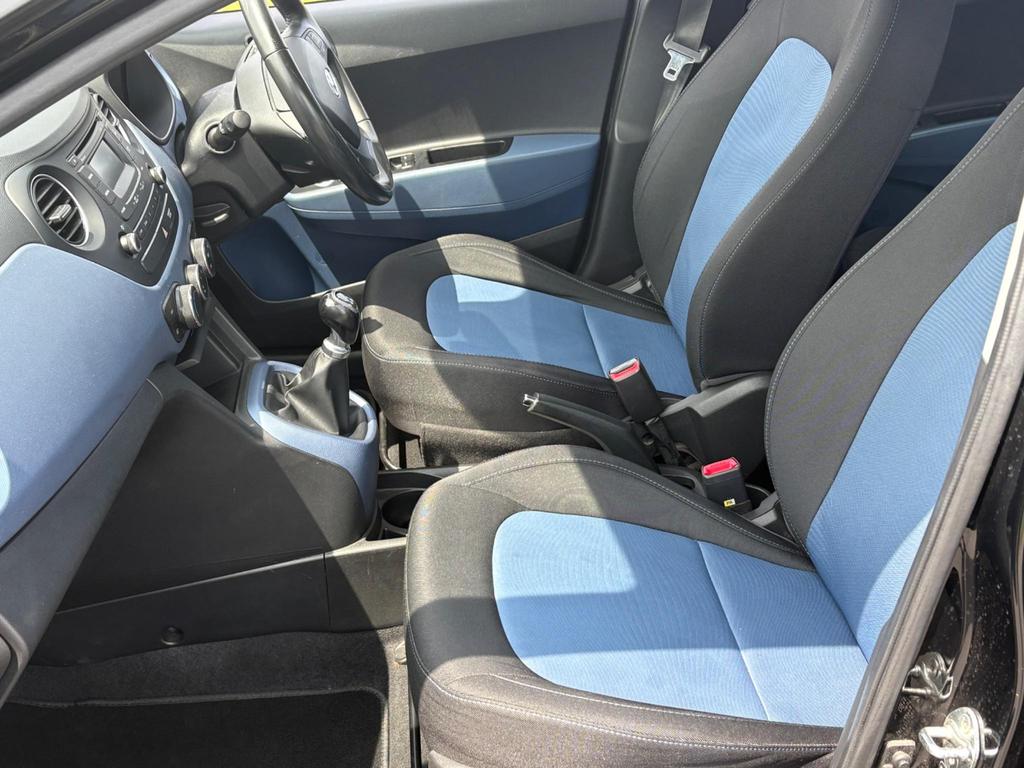 
								2015 Hyundai i10 1.0L Premium – £1250 full									