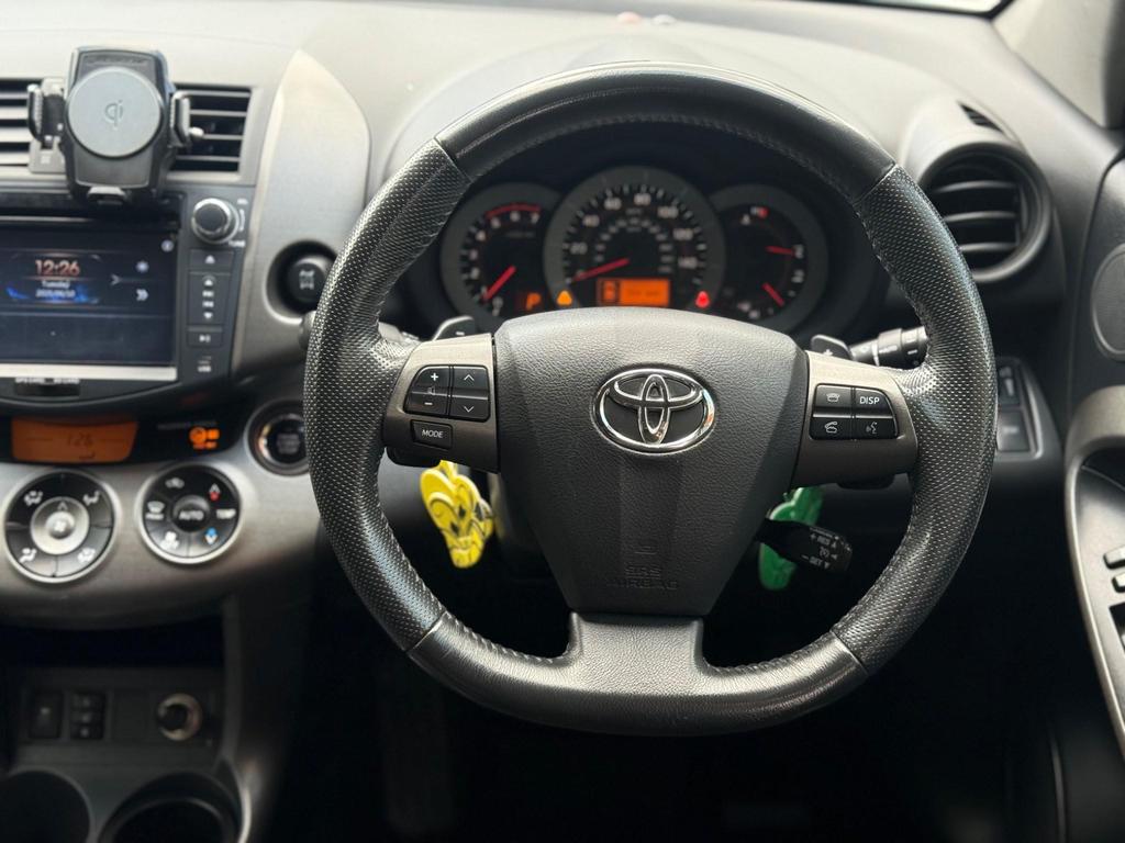
								2011 Toyota RAV4 2.2L D-CAT SR – £1680 full									