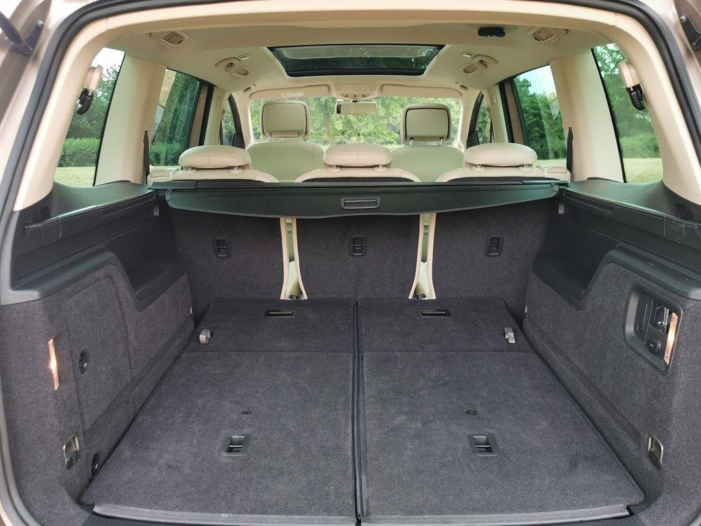 
								2015 Volkswagen Sharan 2.0L Diesel PANORAMIC ROOF – £3300 full									