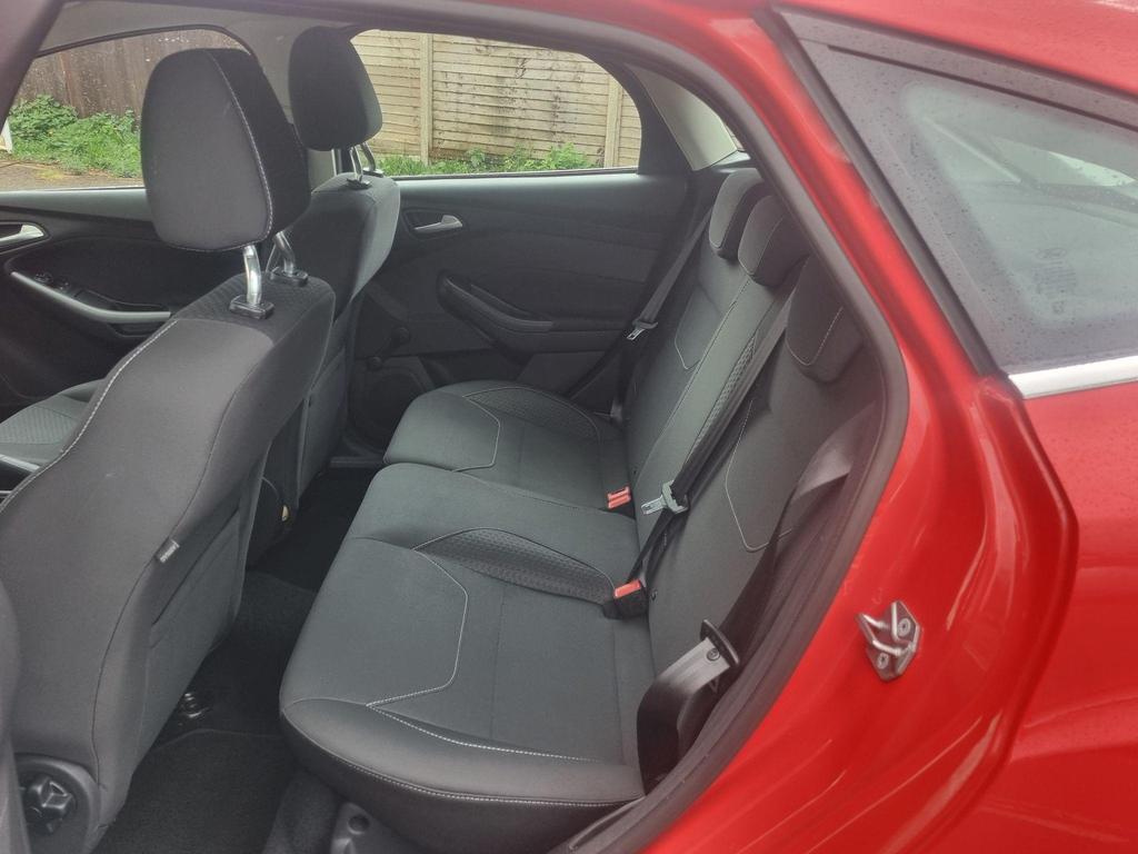 
								2016 Ford Focus 1.0T EcoBoost Zetec – £1645 full									