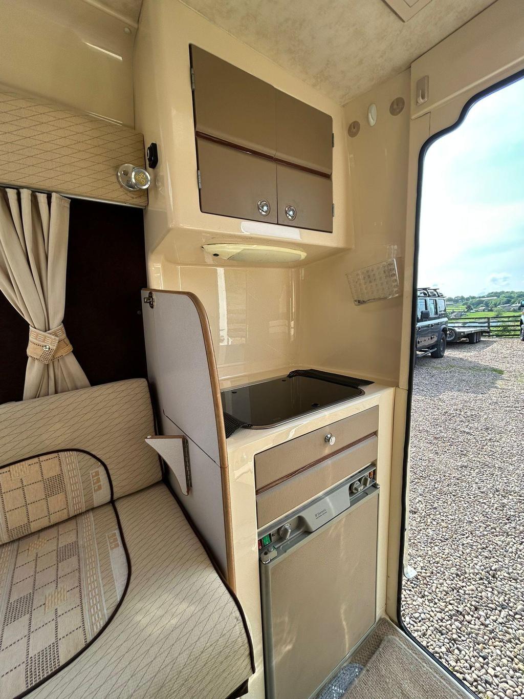 
								2005 Auto-Sleepers Mezan 2.0L HDI – £3700 full									