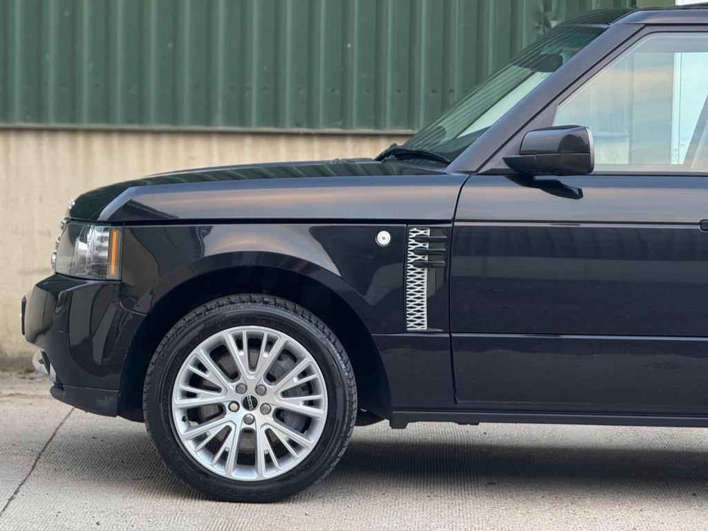 
								2012 Land Rover Range Rover 4.4L TD V8 – £1650 full									