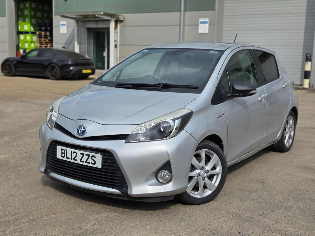 
								2012 Toyota Yaris 1.5L VVT-h – £1460 full									