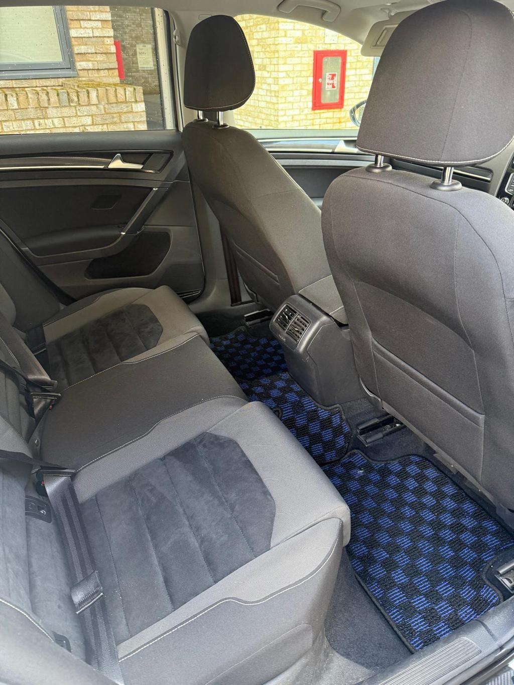
								2013 Volkswagen Golf 1.4L TSI BlueMotion – £1500 full									