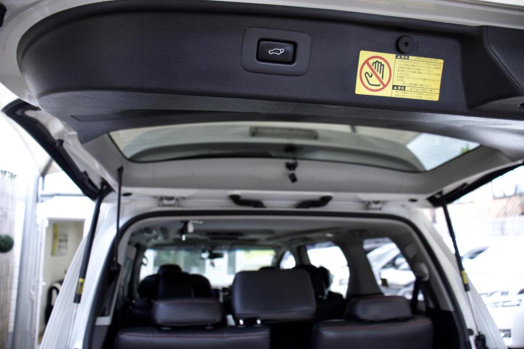 
								2014 Toyota Vellfire 2.4L Premium Modellista – £2000 full									