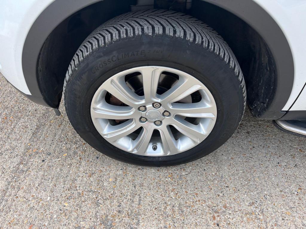 
								2015 Land Rover Discovery Sport 2.0L TD4 – £1800 full									