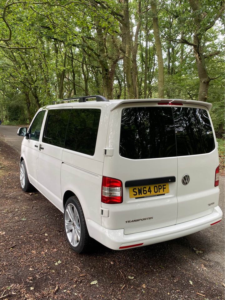 
								2015 Volkswagen Transporter 2.0L T5.1 T30 – £4000 full									