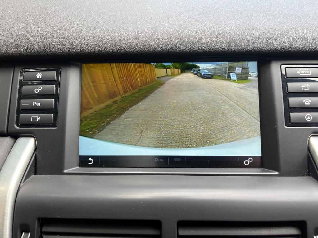 
								2015 Land Rover Discovery Sport 2.0L TD4 – £1800 full									
