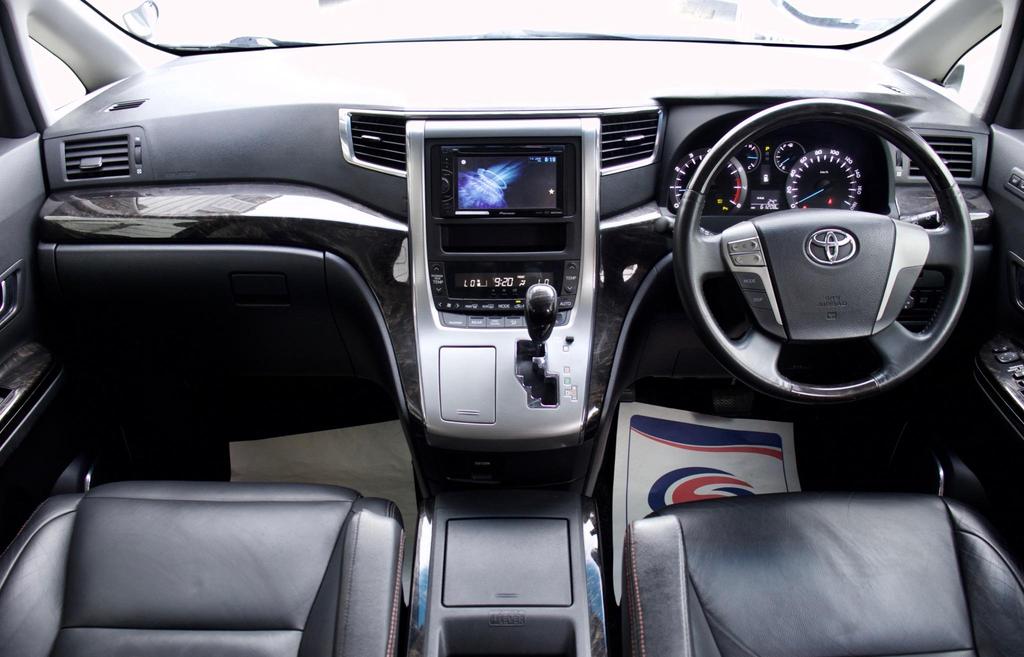 
								2014 Toyota Vellfire 2.4L Premium Modellista – £2000 full									
