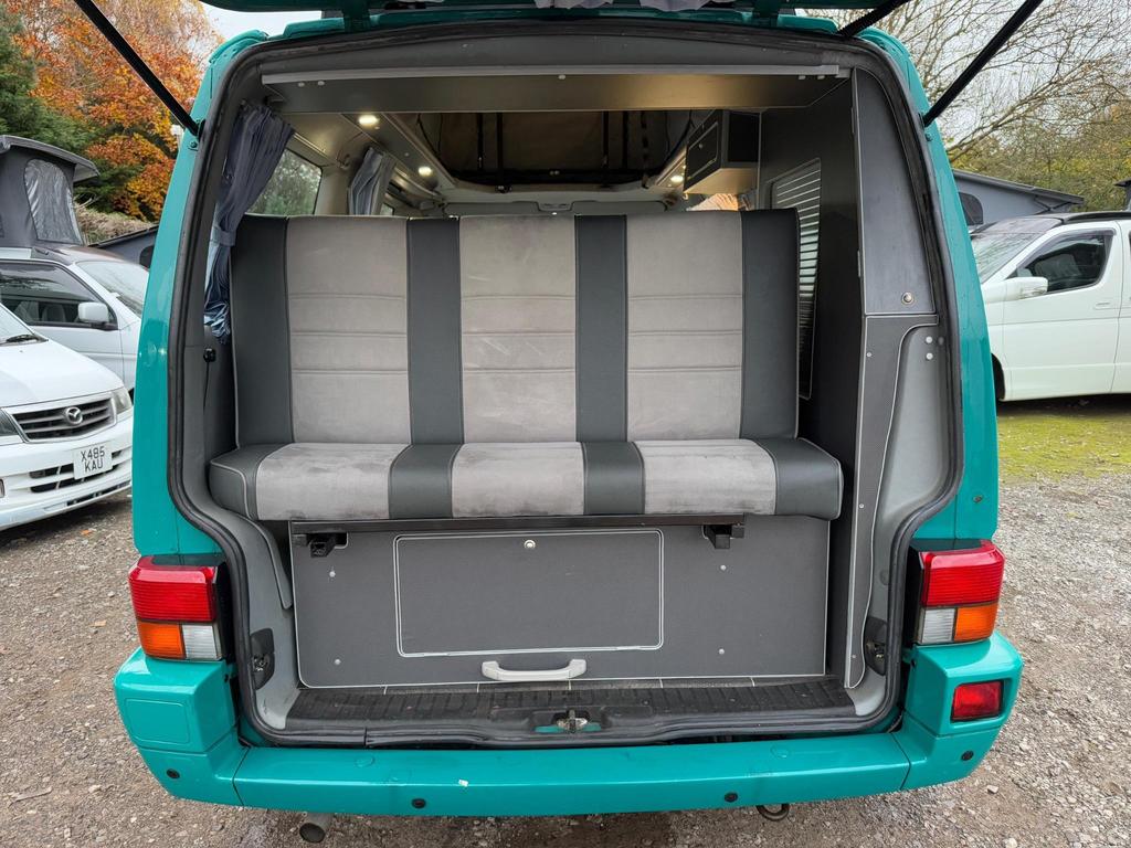 
								1995 Volkswagen Transporter CAMPER CONVERSION 2.5L Petrol – £1890 full									