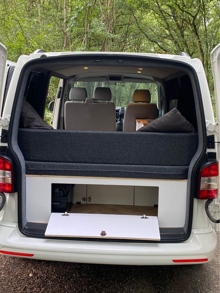 
								2015 Volkswagen Transporter 2.0L T5.1 T30 – £4000 full									