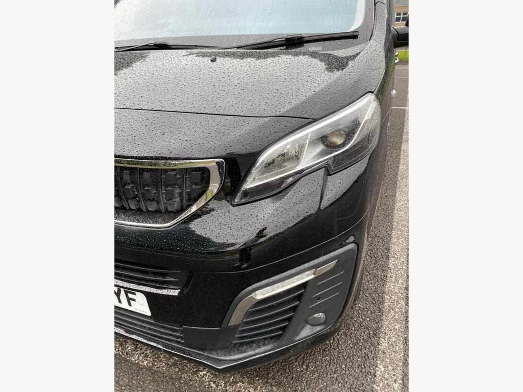 
								2017 Peugeot Traveller 2.0L BlueHDi Allure EAT6 MWB – £4300 full									