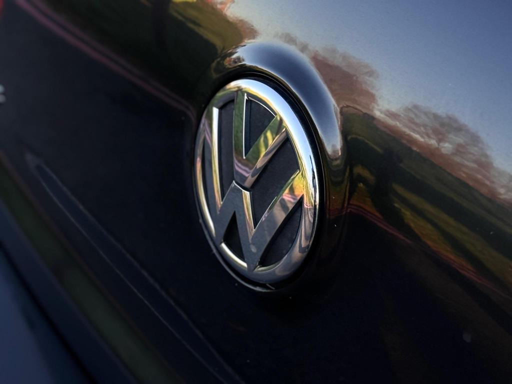 
								2012 Volkswagen Golf 6 1.4L TSI – £1450 full									