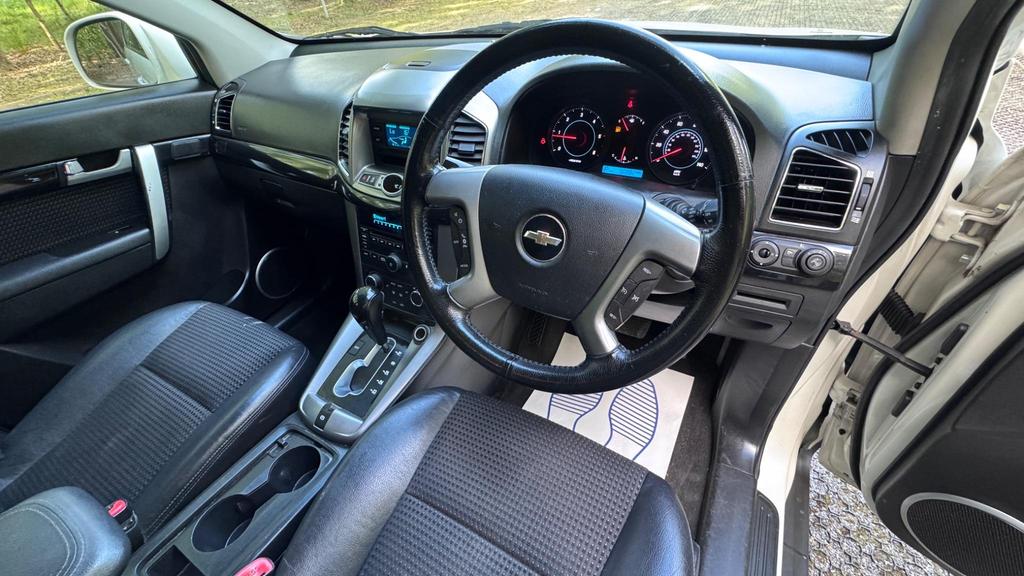 
								2012 Chevrolet Captiva 2.2L VCDi LT – £1350 full									