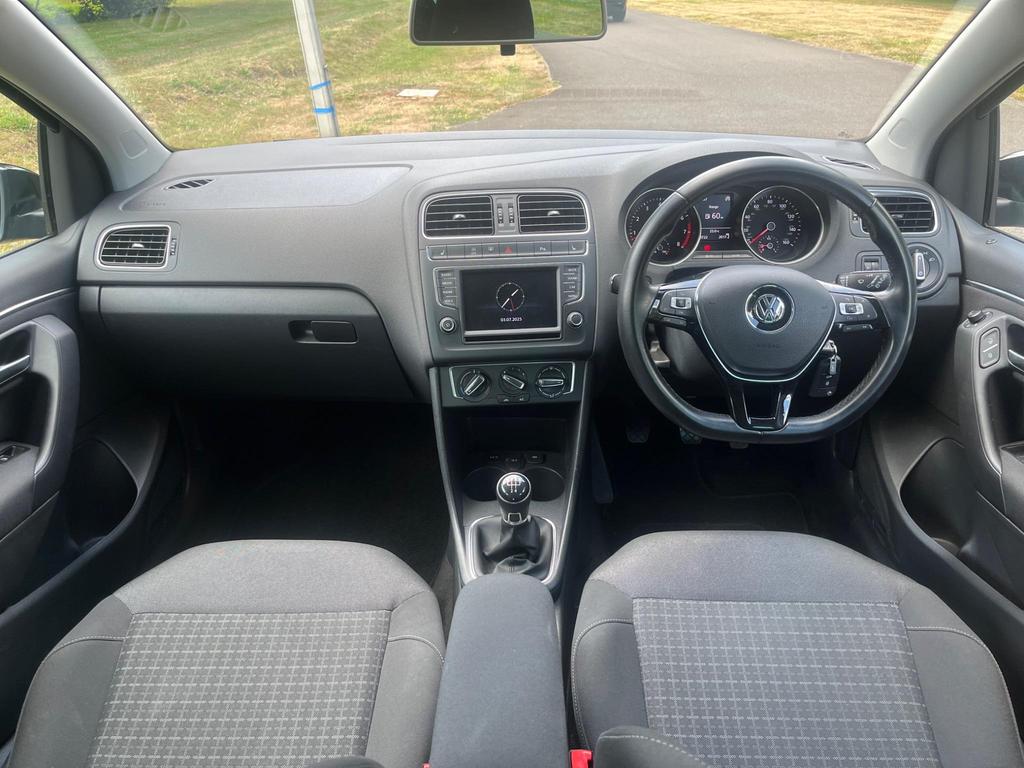 
								2017 Volkswagen Polo 1.2L TSI BlueMotion Tech – £1700 full									