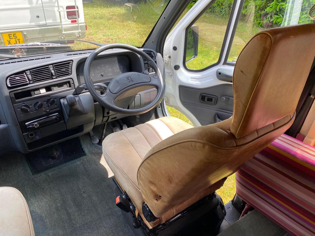 
								1996 Auto-Sleepers Symphony 2.0L Petrol – £2500 full									