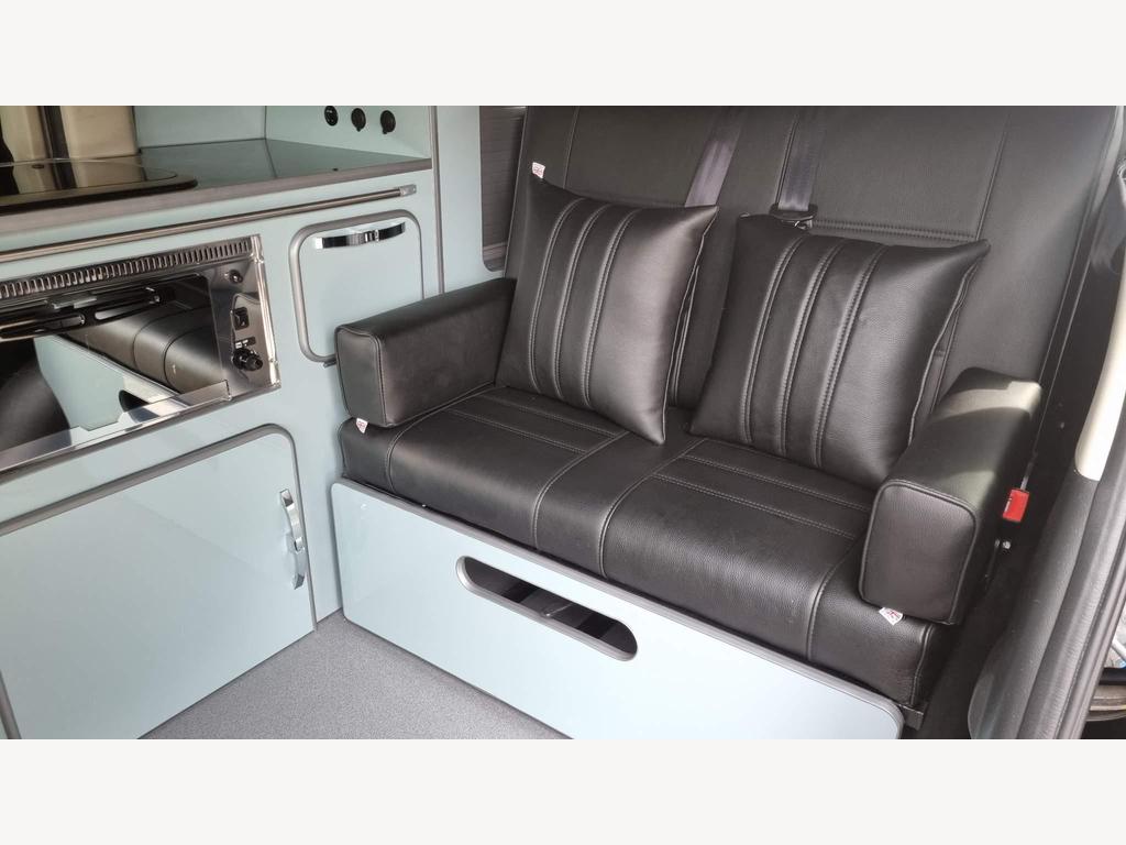 
								2005 Nissan Elgrand 3.5L Automatic – £4500 full									