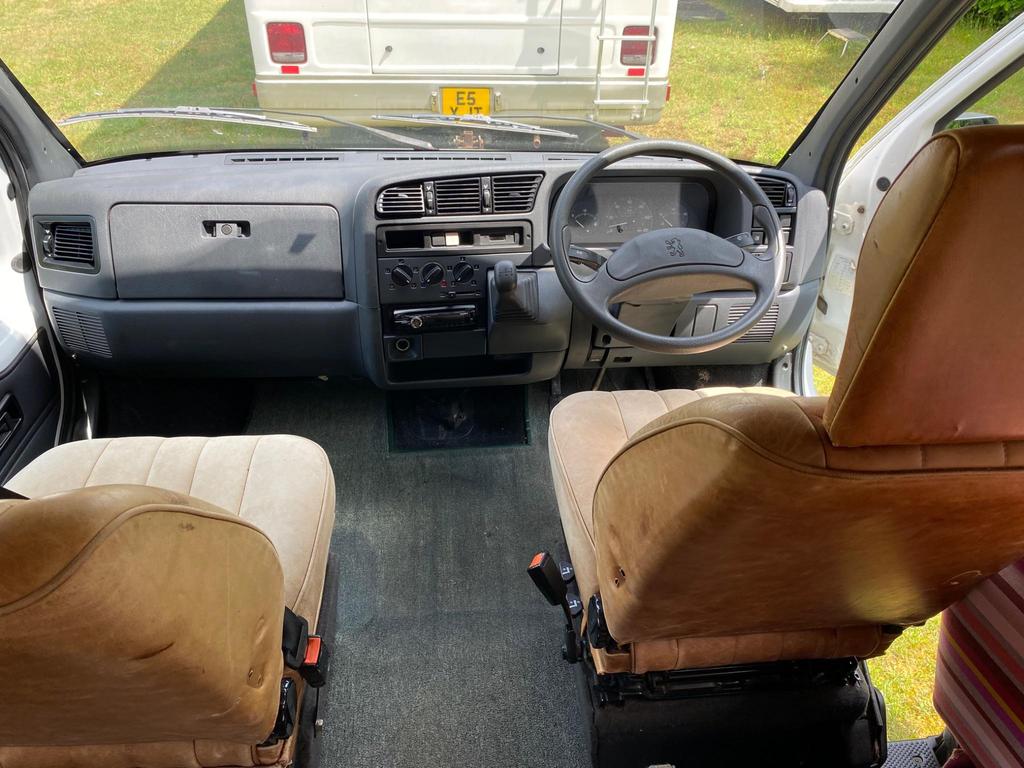 
								1996 Auto-Sleepers Symphony 2.0L Petrol – £2500 full									