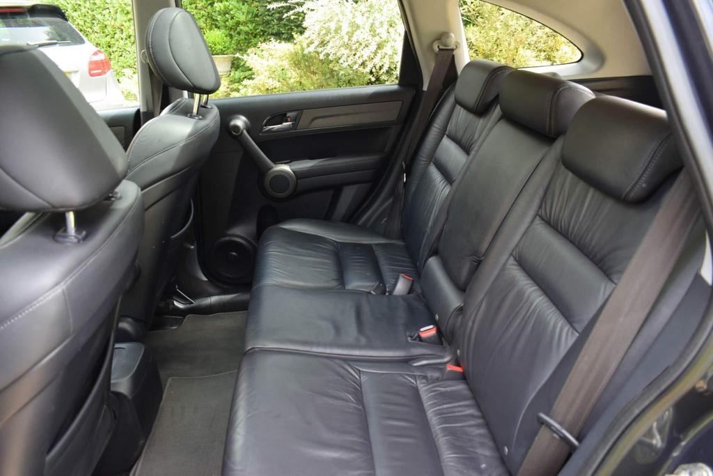 
								2010 Honda CR-V EX 2.0L – £1400 full									