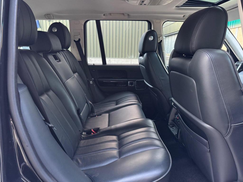 
								2012 Land Rover Range Rover 4.4L TD V8 – £1650 full									