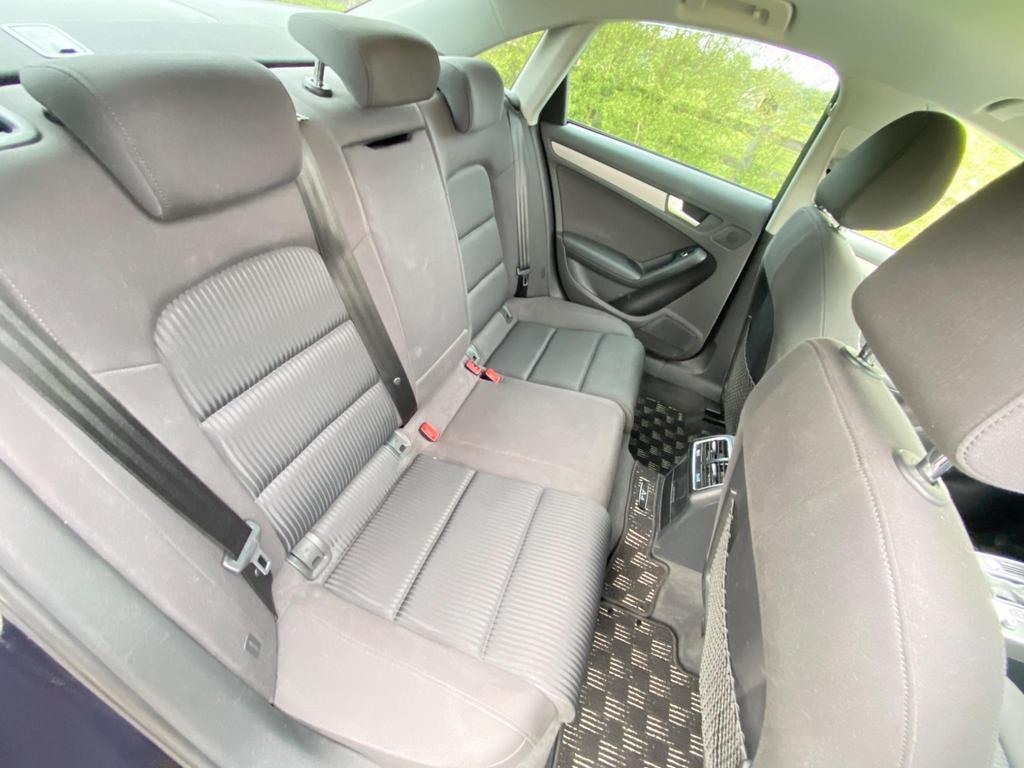 
								2015 Audi A4 2.0L TFSI SE S Tronic – £1750 full									