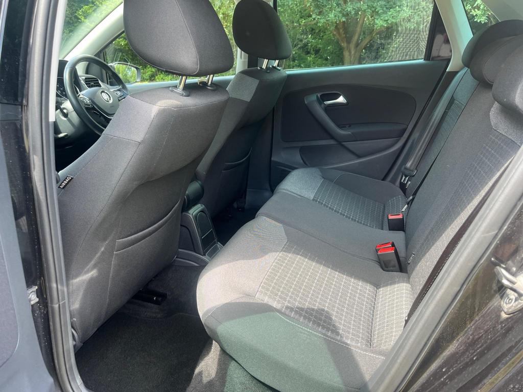 
								2017 Volkswagen Polo 1.2L TSI BlueMotion Tech – £1700 full									