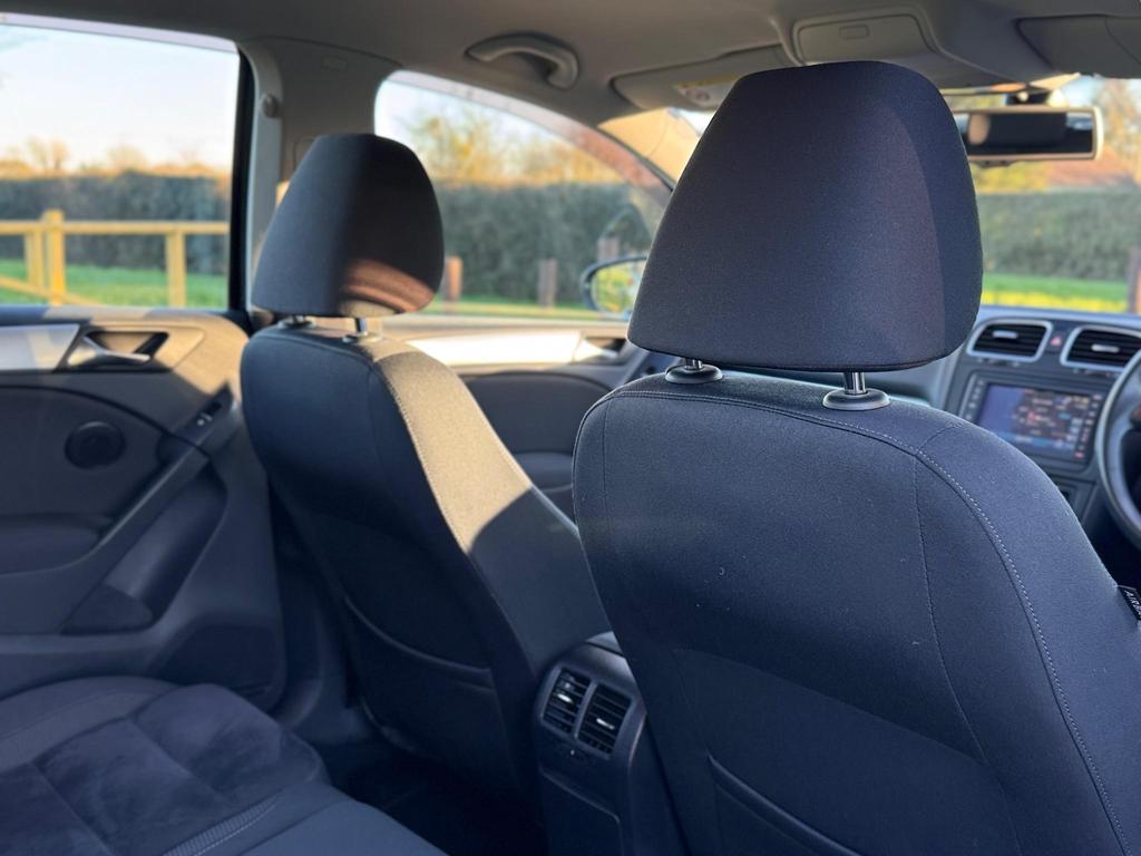 
								2012 Volkswagen Golf 6 1.4L TSI – £1450 full									