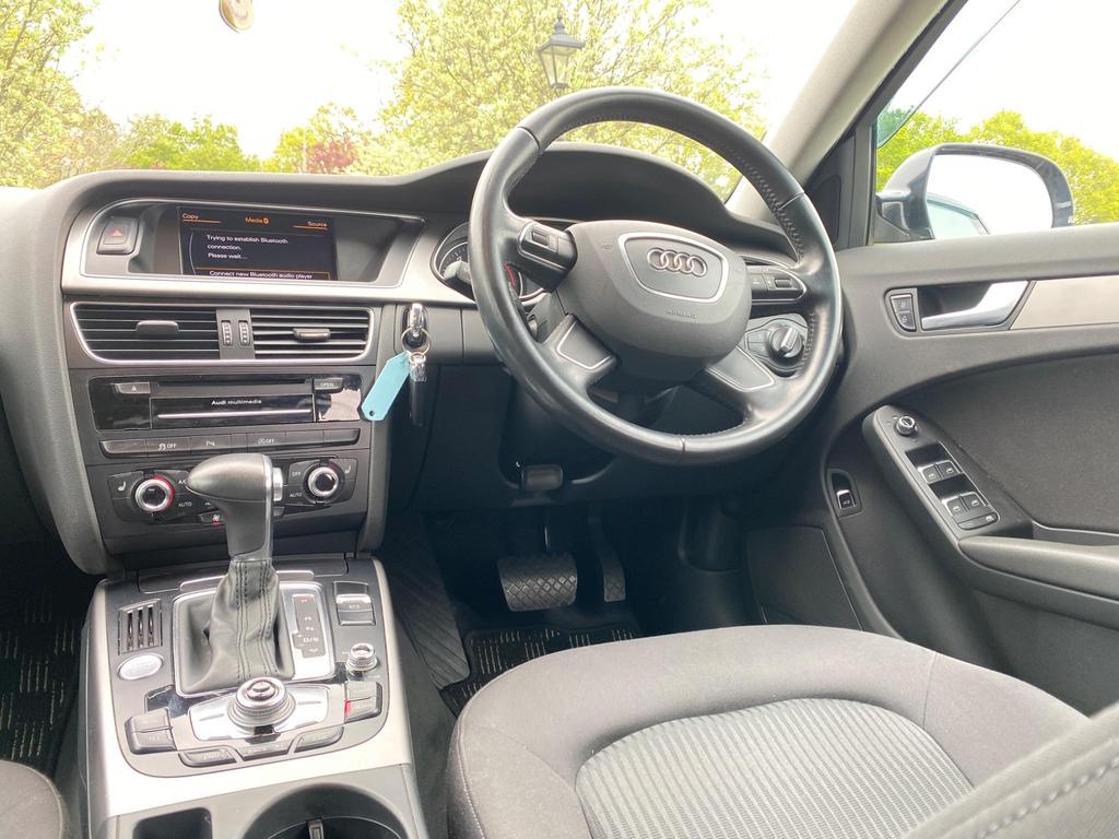 
								2015 Audi A4 2.0L TFSI SE S Tronic – £1750 full									