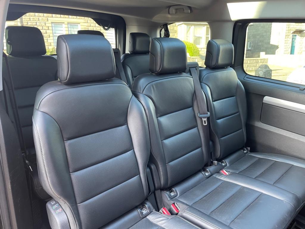 
								2017 Peugeot Traveller 2.0L BlueHDi Allure EAT6 MWB – £4300 full									