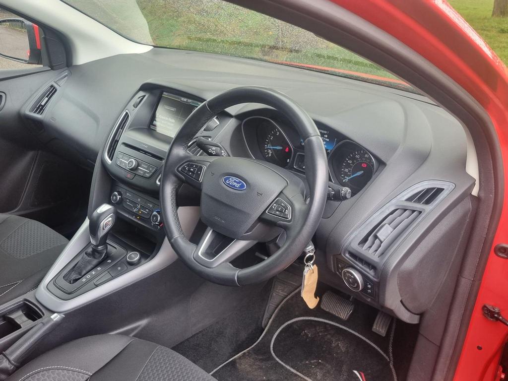 
								2016 Ford Focus 1.0T EcoBoost Zetec – £1645 full									