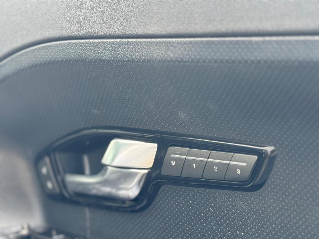 
								2013 Land Rover Range Rover Evoque 2.2L SD4 – £1300 full									