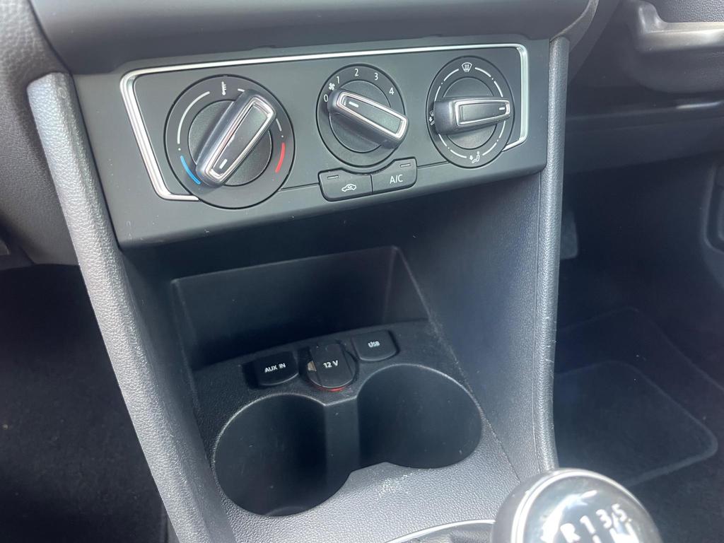 
								2017 Volkswagen Polo 1.2L TSI BlueMotion Tech – £1700 full									