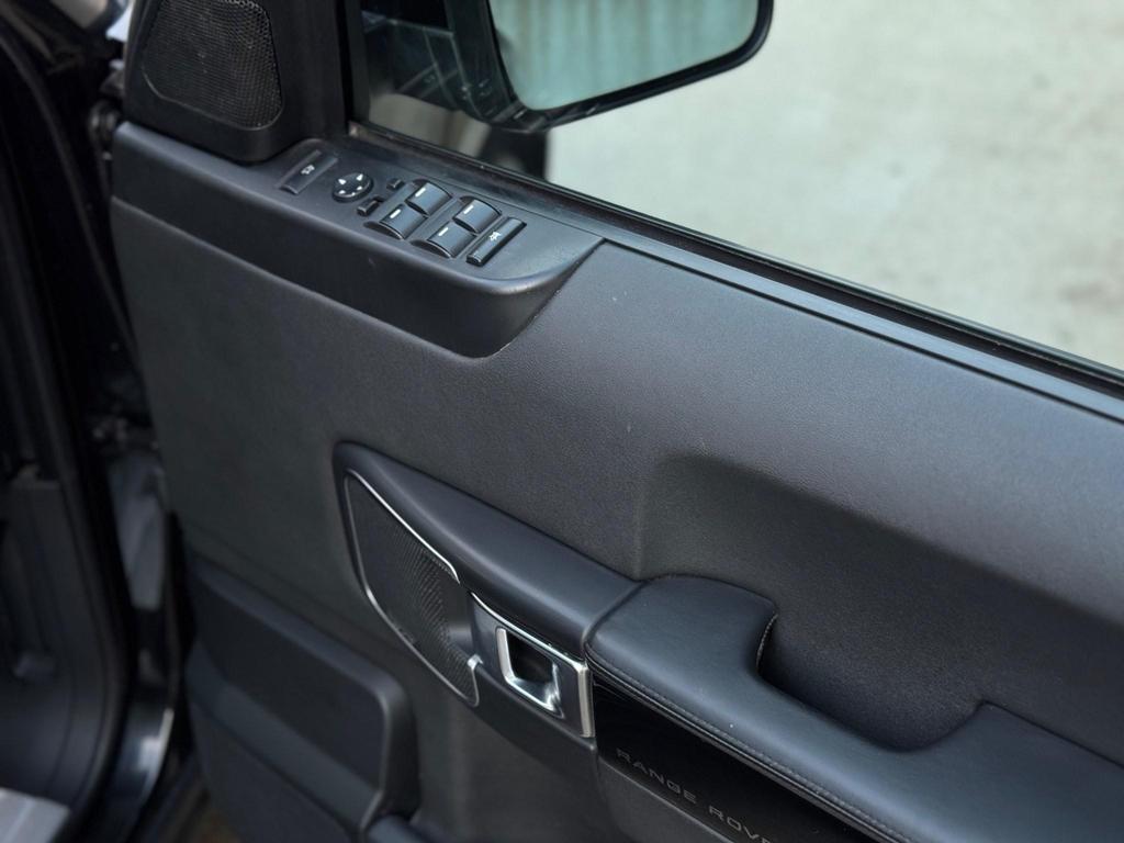 
								2012 Land Rover Range Rover 4.4L TD V8 – £1650 full									