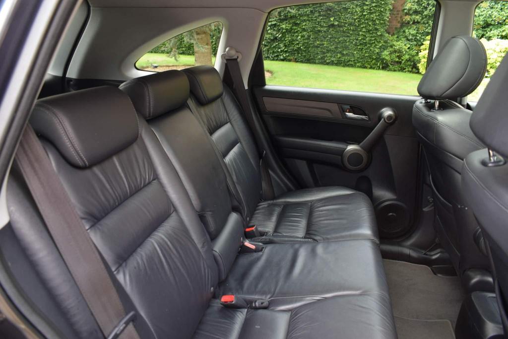 
								2010 Honda CR-V EX 2.0L – £1400 full									