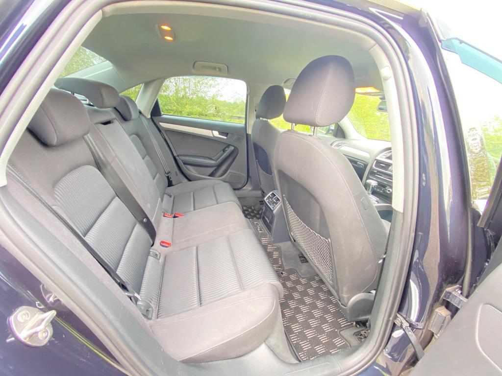 
								2015 Audi A4 2.0L TFSI SE S Tronic – £1750 full									