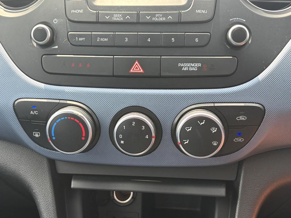 
								2015 Hyundai i10 1.0L Premium – £1250 full									