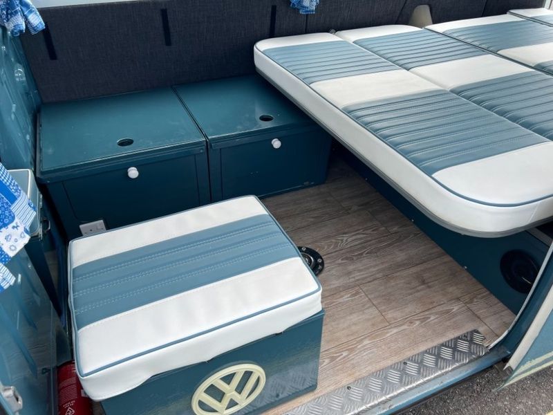 
								1971 Volkswagen Camper T2 Early Bay – £4000 full									