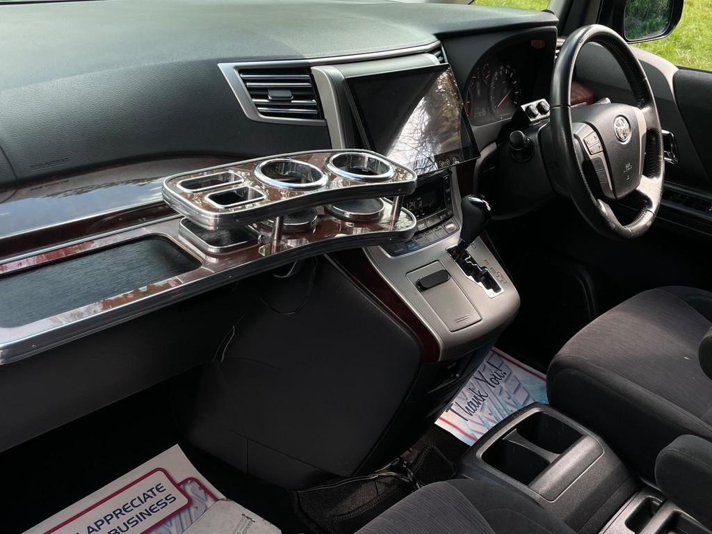 
								2014 Toyota Vellfire 2.4L Z Edition 4WD – £1800 full									