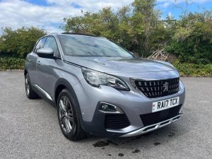 2017 Peugeot 3008 1.2L PureTech Allure EAT – £2500