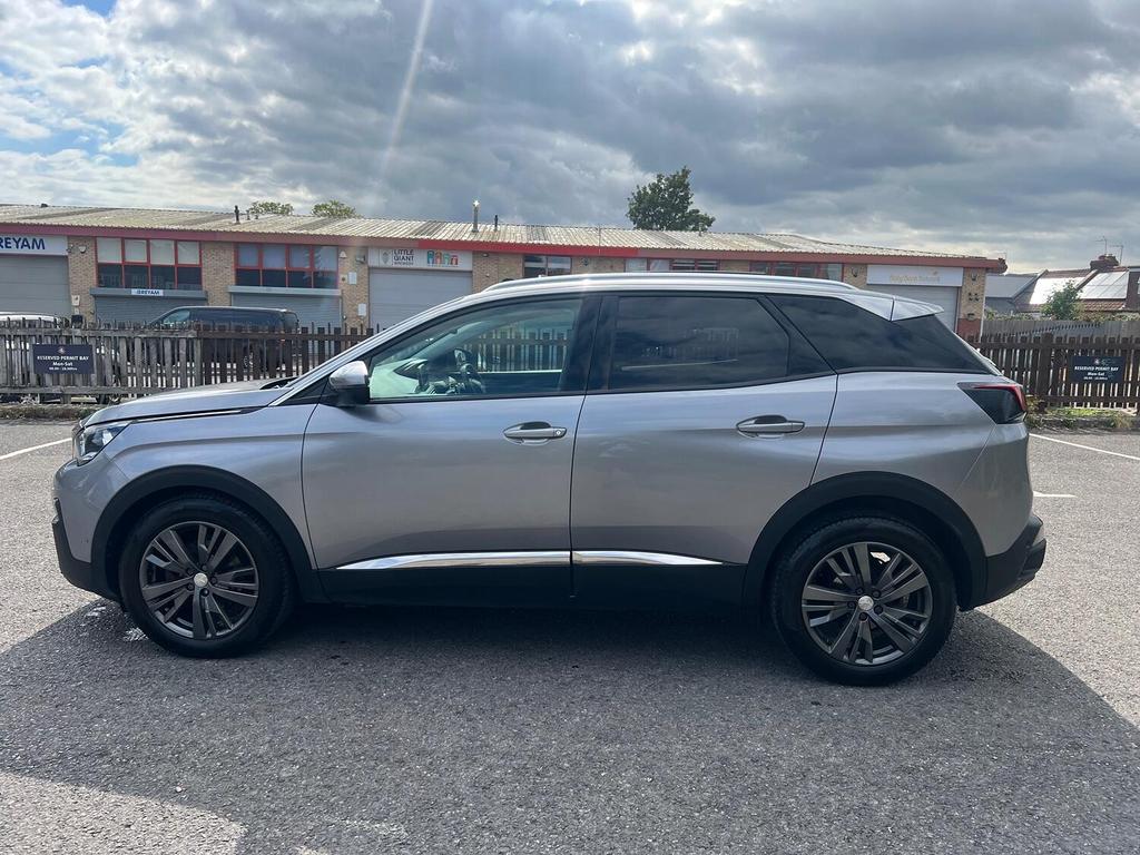 
								2017 Peugeot 3008 1.2L PureTech Allure EAT – £2500 full									