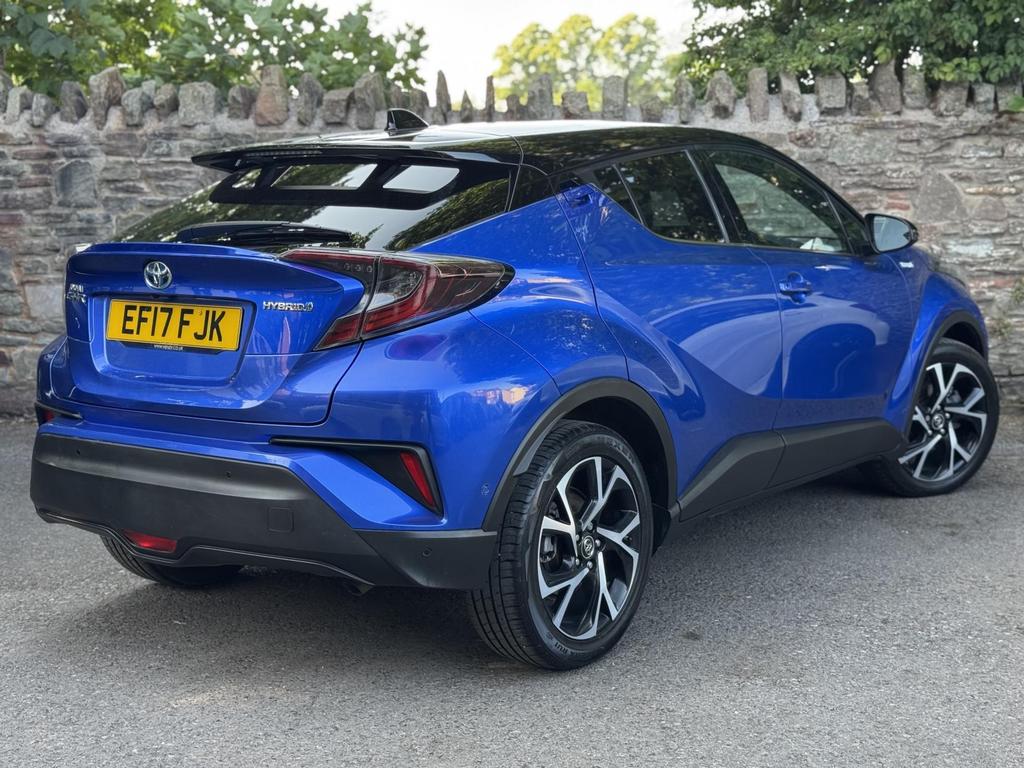 
								2017 Toyota C-HR 1.8L VVT-h Dynamic CVT Petrol Hybrid – £3000 full									