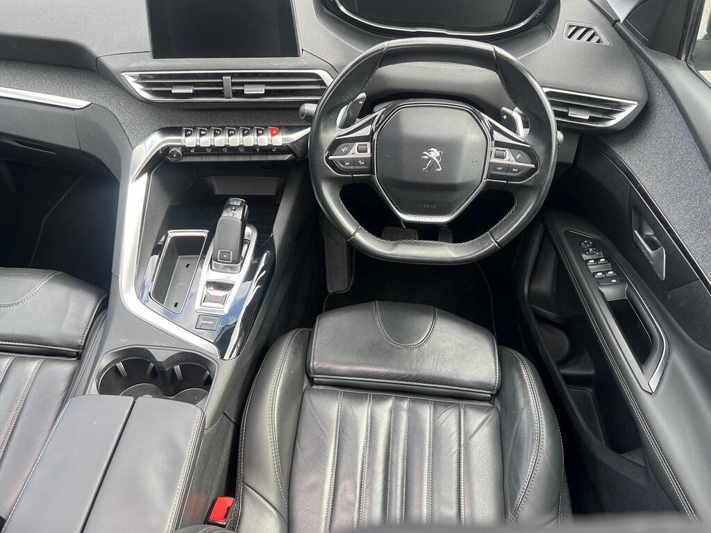 
								2017 Peugeot 3008 1.2L PureTech Allure EAT – £2500 full									