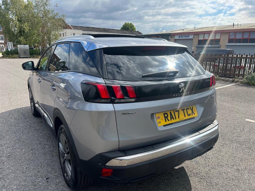 
								2017 Peugeot 3008 1.2L PureTech Allure EAT – £2500 full									