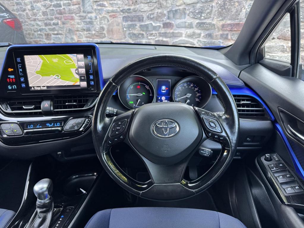 
								2017 Toyota C-HR 1.8L VVT-h Dynamic CVT Petrol Hybrid – £3000 full									
